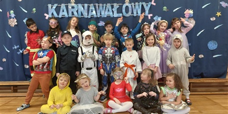 Powiększ grafikę: bal-karnawalowy-2025-622166.jpg